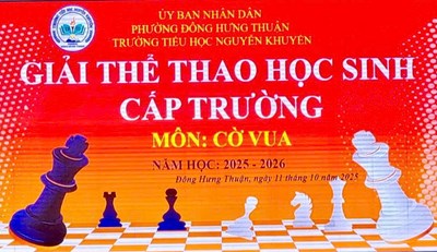 👑🌟 GIẢI THỂ THAO HỌC SINH MÔN CỜ VUA ♟️ CẤP TRƯỜNG 👑🌟 🌻 Căn cứ Kế hoạch số 03/KH-NK ngày 29/8/2025 của Trường Tiểu học Nguyễn Khuyến về kế hoạch giáo dục của nhà trường năm học 2025 – 2026. Sáng ngày 11/10/2025, trường Tiểu học Nguyễn Khuyến tiến hành tổ chức Giải thể thao học sinh cấp trường - Môn Cờ vua năm học 2025 – 2026.