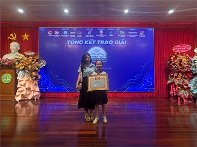 TỔNG KẾT VÀ TRAO GIẢI HỘI THI TIN HỌC TRẺ TP. HỒ CHÍ MINH LẦN THỨ 34 NĂM 2025. 🌻 🌻 🌻 Chúc mừng em Nguyễn Trà Phúc An, học sinh lớp 5.2 xuất sắc đạt Giải nhì hội thi tin học trẻ Thành phố Hồ Chí Minh lần thứ 34 năm 2025. 🎉🎉Qua sân chơi bổ ích này giúp em rèn luyện được tư duy, sáng tạo, cũng như sử dụng thành thạo hơn các ngôn ngữ lập trình, cách ứng xử giao tiếp trên mạng, áp dụng giải quyết các vấn đề thực tế. Thầy cô xin ghi nhận những nỗ lực của các em, chúc em sẽ thành công hơn nữa trên hành trình tiếp theo của mình